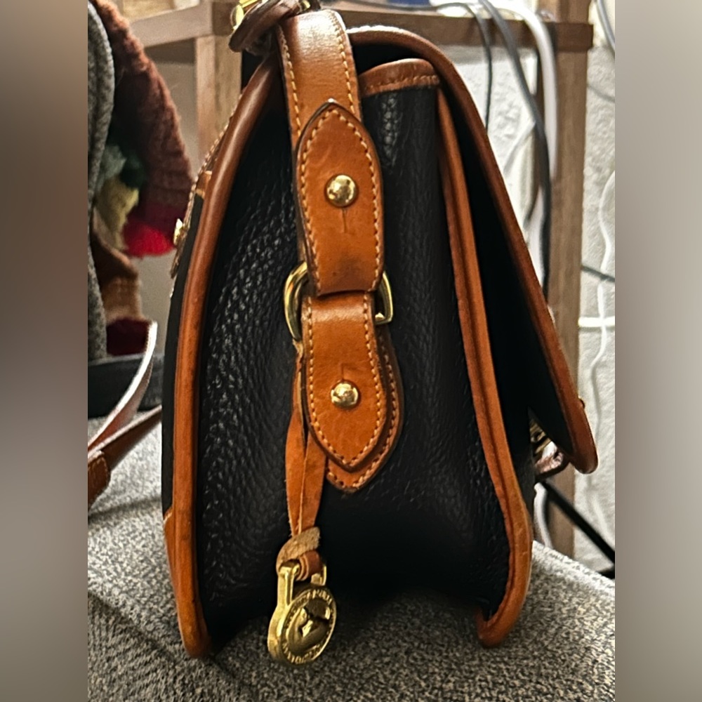 SOLD $65 Dooney & Bourke Vintage Crossbody/Shoulder Bag. All Weather Leather. - Picture 10 of 15